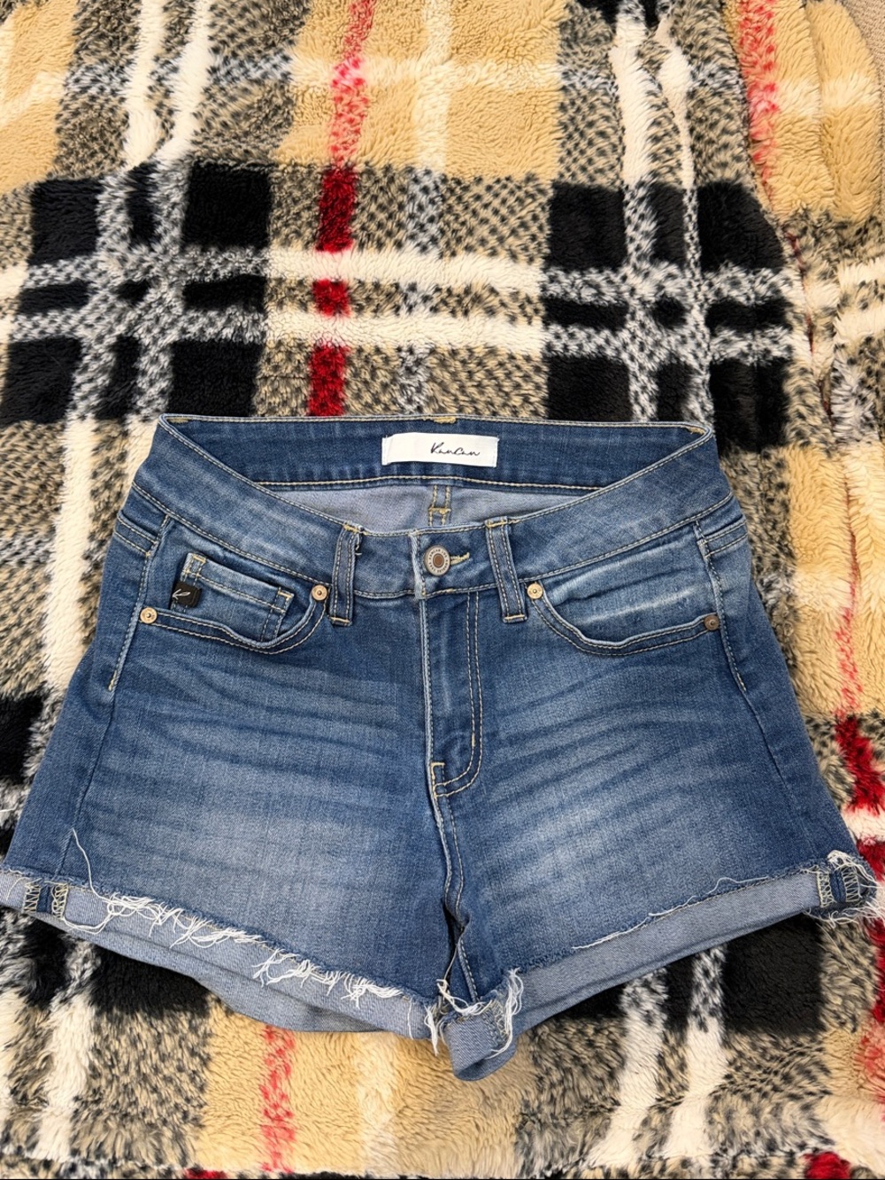 KanCan Denim Shorts Womens Size Small Blue Jean Cutoff Raw Hem Stretch Mid Rise